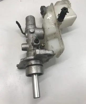 Mazda 6 Master brake cylinder