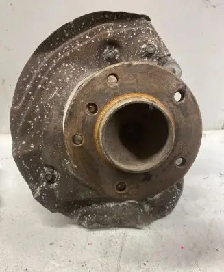 BMW 1 E81 E87 Front wheel hub 6764443 12201210