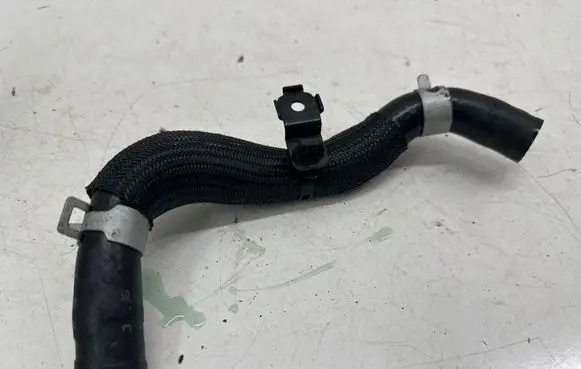 KIA Niro Engine coolant pipe/hose