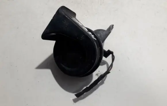 Mercedes-Benz C AMG W204 Horn signal CH2143 E9001157
