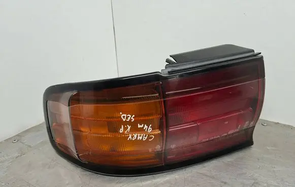 Toyota Camry Rear/tail lights 32123