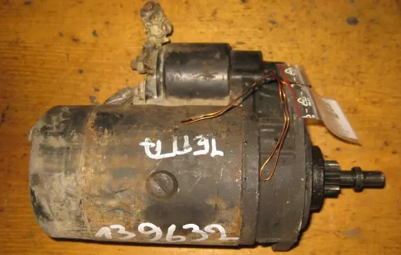 Volkswagen Jetta III Starter motor