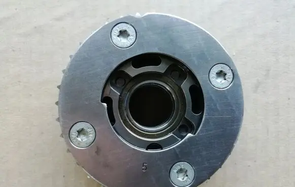 Camshaft pulley/ VANOS