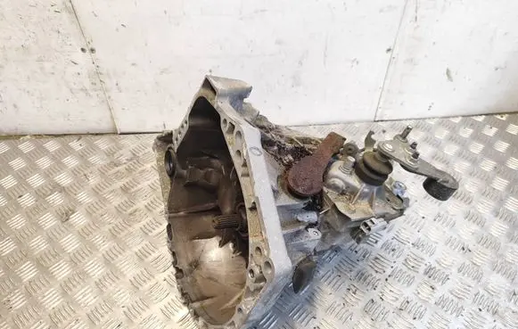 Toyota Aygo AB40 Manual 5 speed gearbox 20TT55