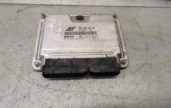 Ford Galaxy Engine control unit/module 038906019FA 0281010629