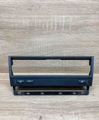 BMW 5 E39 Radio/GPS head unit trim 8247302 8373772