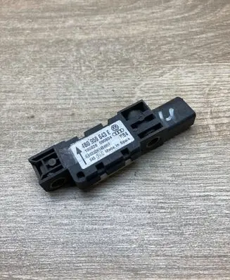 Audi A6 S6 C5 4B Airbag deployment crash/impact sensor 4B0959643E