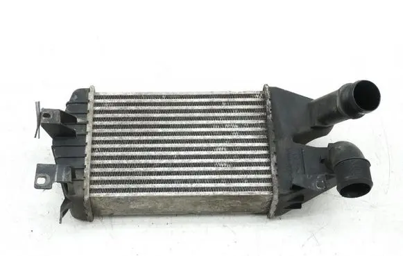 Opel Zafira B Intercooler radiator