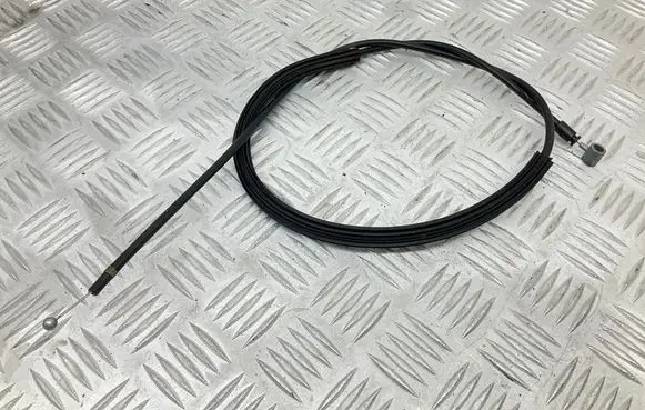 Skoda Octavia Mk3 (5E) Engine bonnet/hood lock release cable 5E0823535A