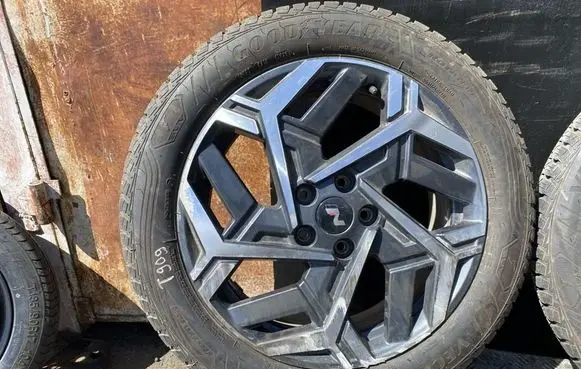 Hyundai Kona II R18 alloy rim 52910BE650