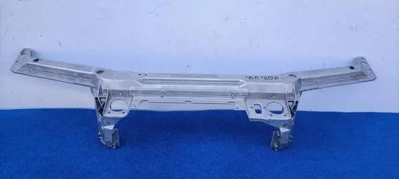 BMW 3 E46 Radiator support slam panel 7114487