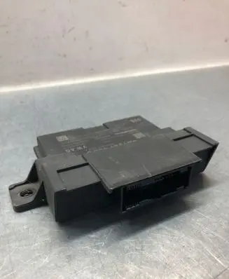 Audi A4 S4 B9 Gateway control module 4M1907468C