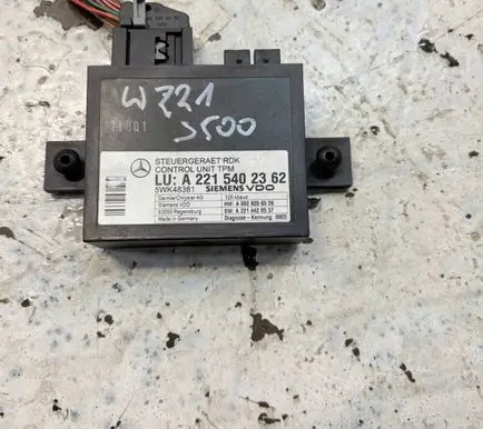 Mercedes-Benz S W221 Tire pressure control unit 5WK48381 A2215402362 A0028206526