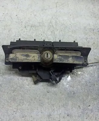 Audi A3 S3 8L Tailgate/trunk/boot lock/catch/latch 4B0827565H 8D9827565H