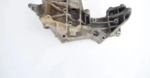 Audi A4 S4 B5 8D Engine mounting bracket 058145523B