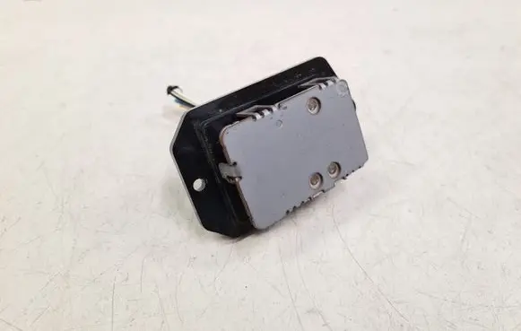 Suzuki Swift I Heater blower motor/fan resistor 12H505