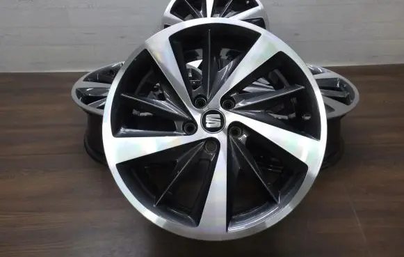 R18 alloy rim