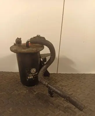 Volkswagen PASSAT B7 Fuel filter housing 7N0127400 227212011