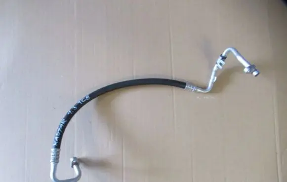 Renault Kadjar Air conditioning (A/C) pipe/hose 924900861R