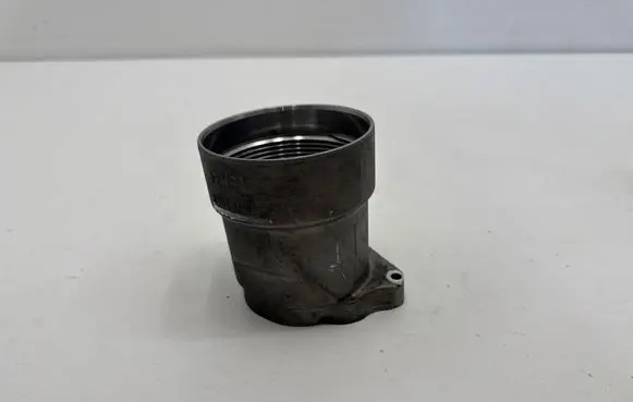 Land Rover Range Rover Sport L494 Oil filter mounting bracket 8W936714AD