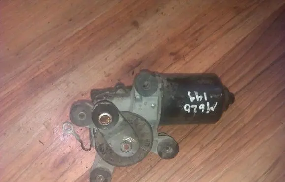 Mazda 626 Wiper motor 8492001302