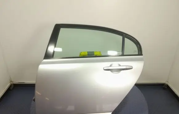 Honda Civic Rear door