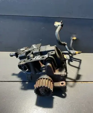 Nissan Qashqai Fuel injection high pressure pump 