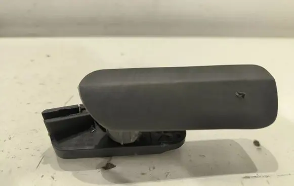 Volkswagen Phaeton Engine bonnet (hood) release handle 3D1823533