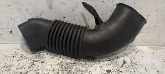 BMW 5 E60 E61 Air intake duct part 7790056 13981114 D446144