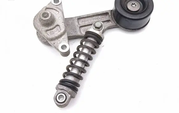 Hyundai Ioniq Generator/alternator belt tensioner 2528303HA1