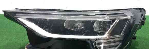 Audi e-tron Headlight/headlamp 4KE941039 030111023300 160522201406