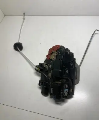 Audi A4 S4 B6 8E 8H Front door lock 8E1837016C PA66307G