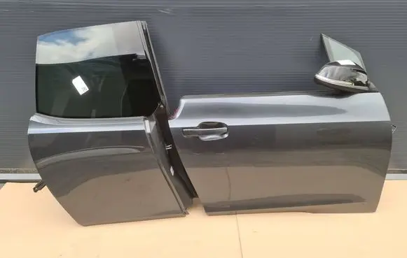 BMW i3 Front door