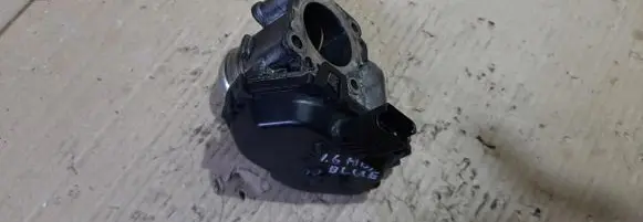 Peugeot 3008 II Throttle body valve 9807238580