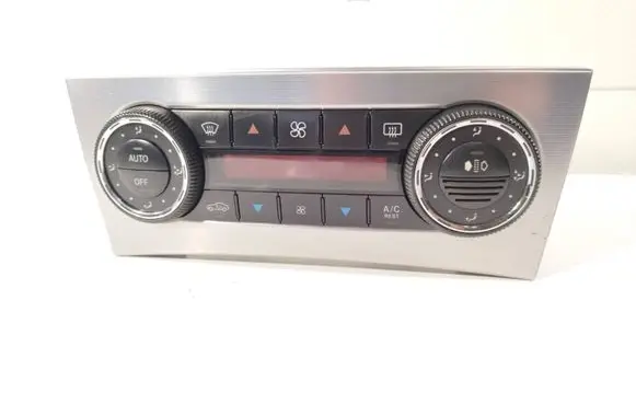 Mercedes-Benz C W203 Climate control unit A2038303685 F028857 F011500042