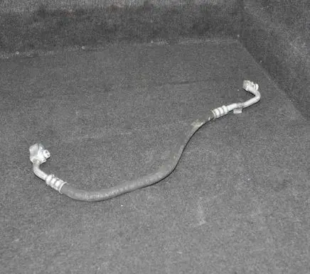 Air conditioning (A/C) pipe/hose
