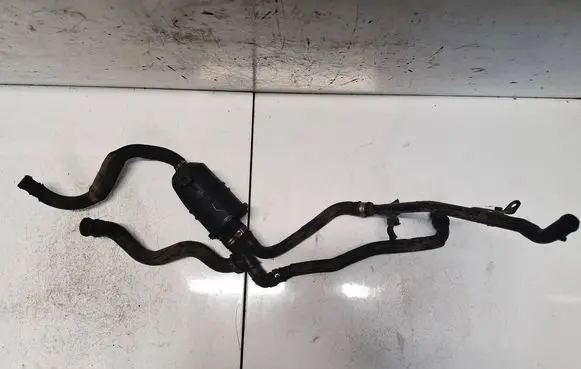 Opel Zafira B Oil breather separator 70349667