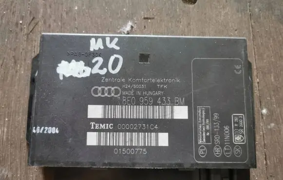 Audi A4 S4 B7 8E 8H Comfort/convenience module 8E0959433BM