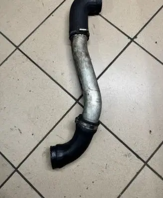 BMW 5 E39 Intercooler hose/pipe