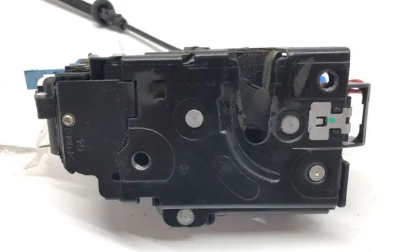 Skoda Octavia Mk2 (1Z) Front door lock 3D1837015AB