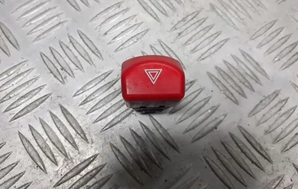 Nissan Micra Hazard light switch