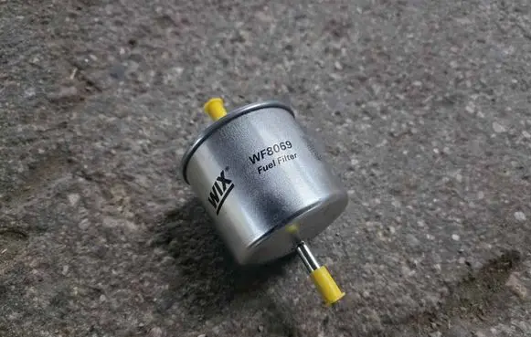 Ford Escort Fuel filter 92FB9155AB