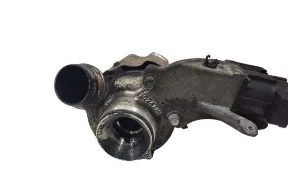 BMW 1 E81 E87 Turbo 4727470 4913505870D