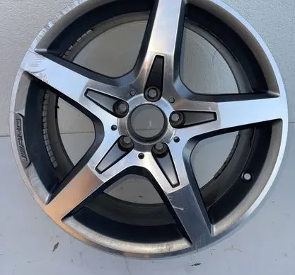 Mercedes-Benz SLK R172 R18 alloy rim A1724012602