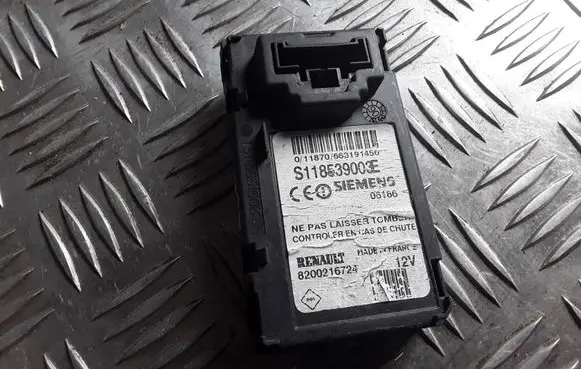 Renault Scenic II - Grand scenic II Ignition key card reader 8200216724