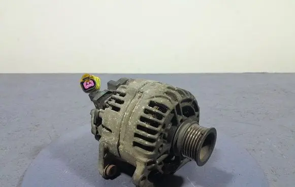 Seat Cordoba (6L) Generator/alternator 037903025M