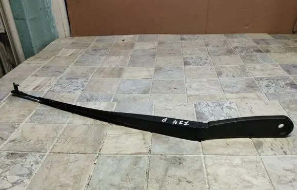 BMW 7 F01 F02 F03 F04 Front wiper blade arm 61617182594