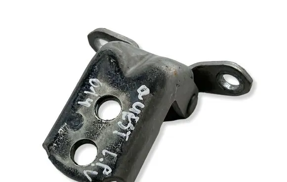 Nissan Quest Front door upper hinge 