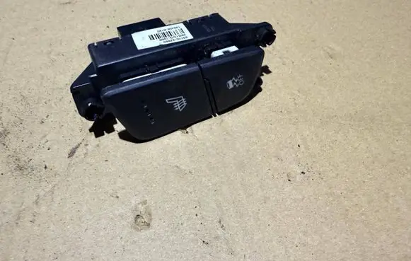 Hyundai i40 Seat heating switch 93730-3Z860