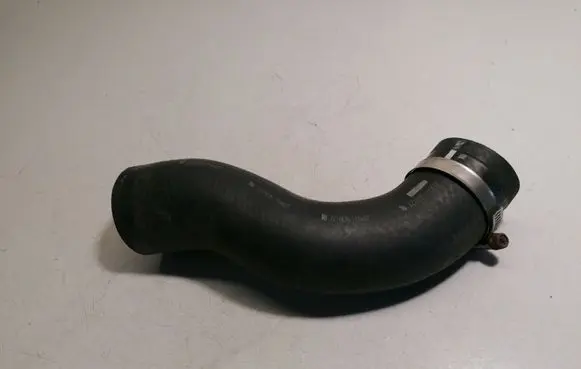 Toyota Avensis T270 Intercooler hose/pipe